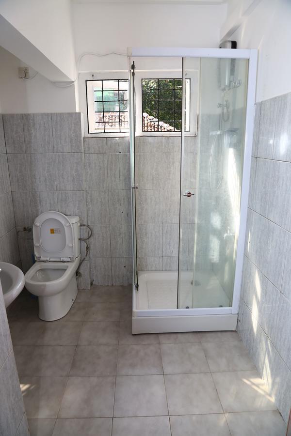 Lanka Hostels Colombo Lhc Buitenkant foto